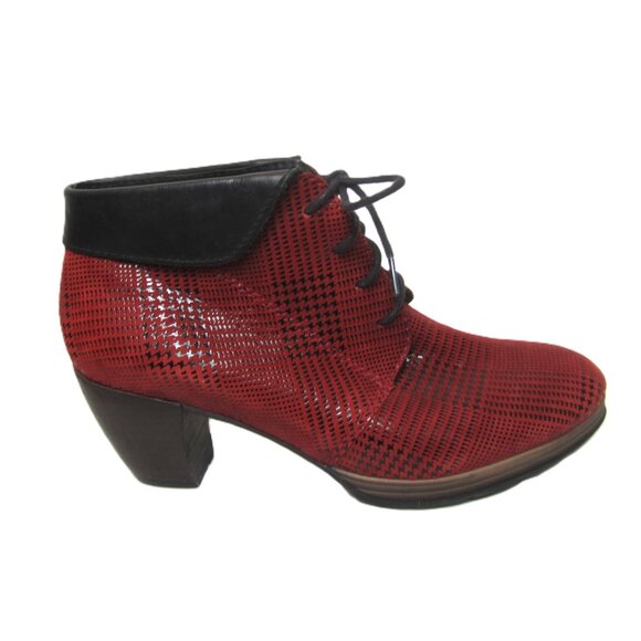 Wolky Size 40 US 9 Jacquerie Red Black Heeled Booties Boots Womens Plaid - Picture 4 of 10